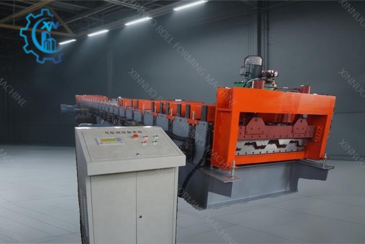 Deck Floor Roll Forming Machine