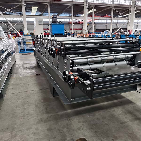 masina-za-trapezni-lim-8