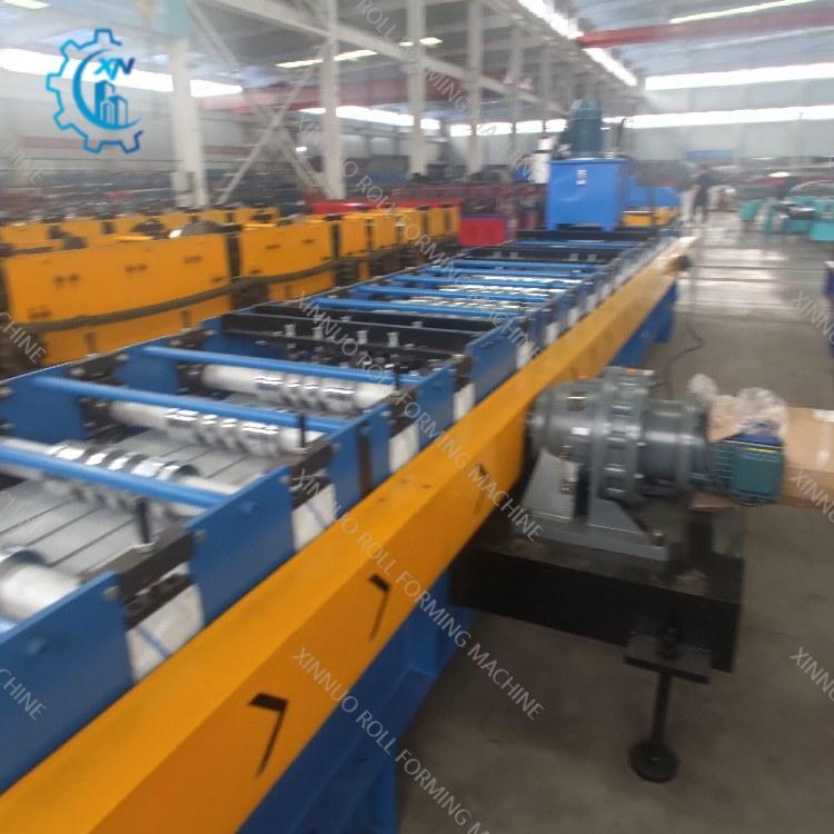 Metal Deck Roll Forming Machine
