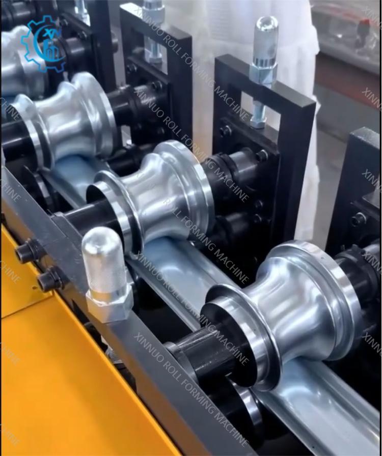 Rolling Shutter Making Machine