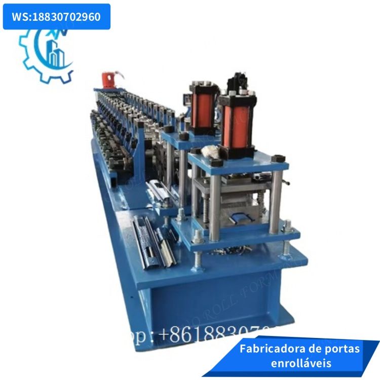 Máquina formadora de rolo para porta de veneziana